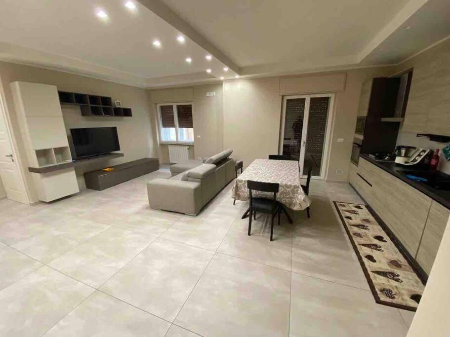 Il Poeta Manfredonia - Suite Con Balcone Екстер'єр фото